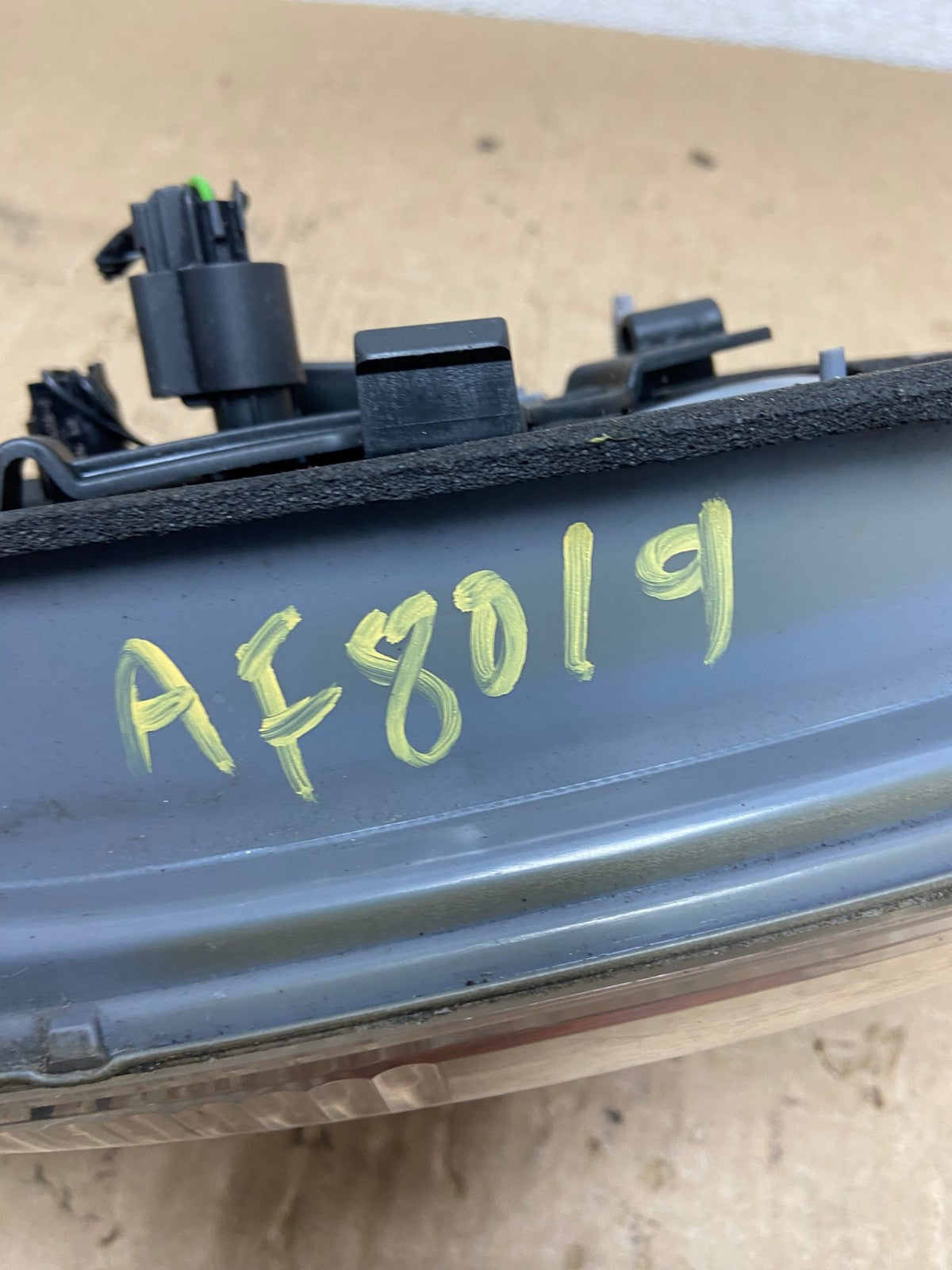 2007 to 2012 GMC Acadia Left Driver Lh Side Tail Light Inner AF8019 LK6