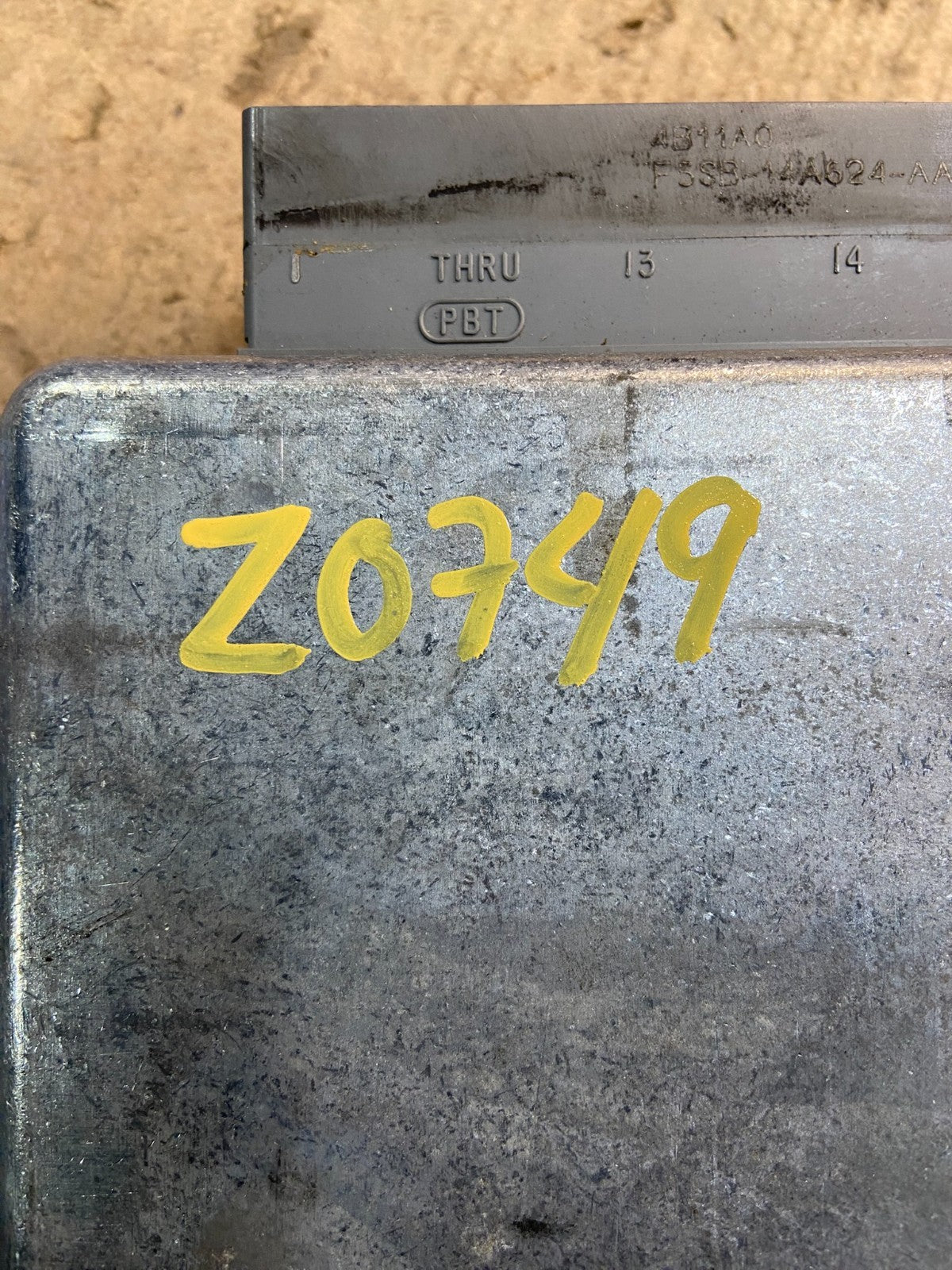 2004 Ford Van E150 E250 5.4L Engine Control Module Unit ECU z0749 DG4