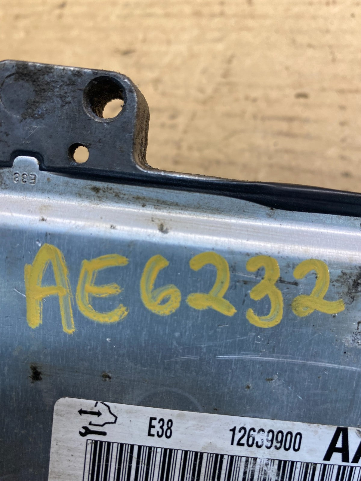 2010 to 2013 Chevrolet Silverado Yukon Engine Control Module ECM ECU AE6232 DW3