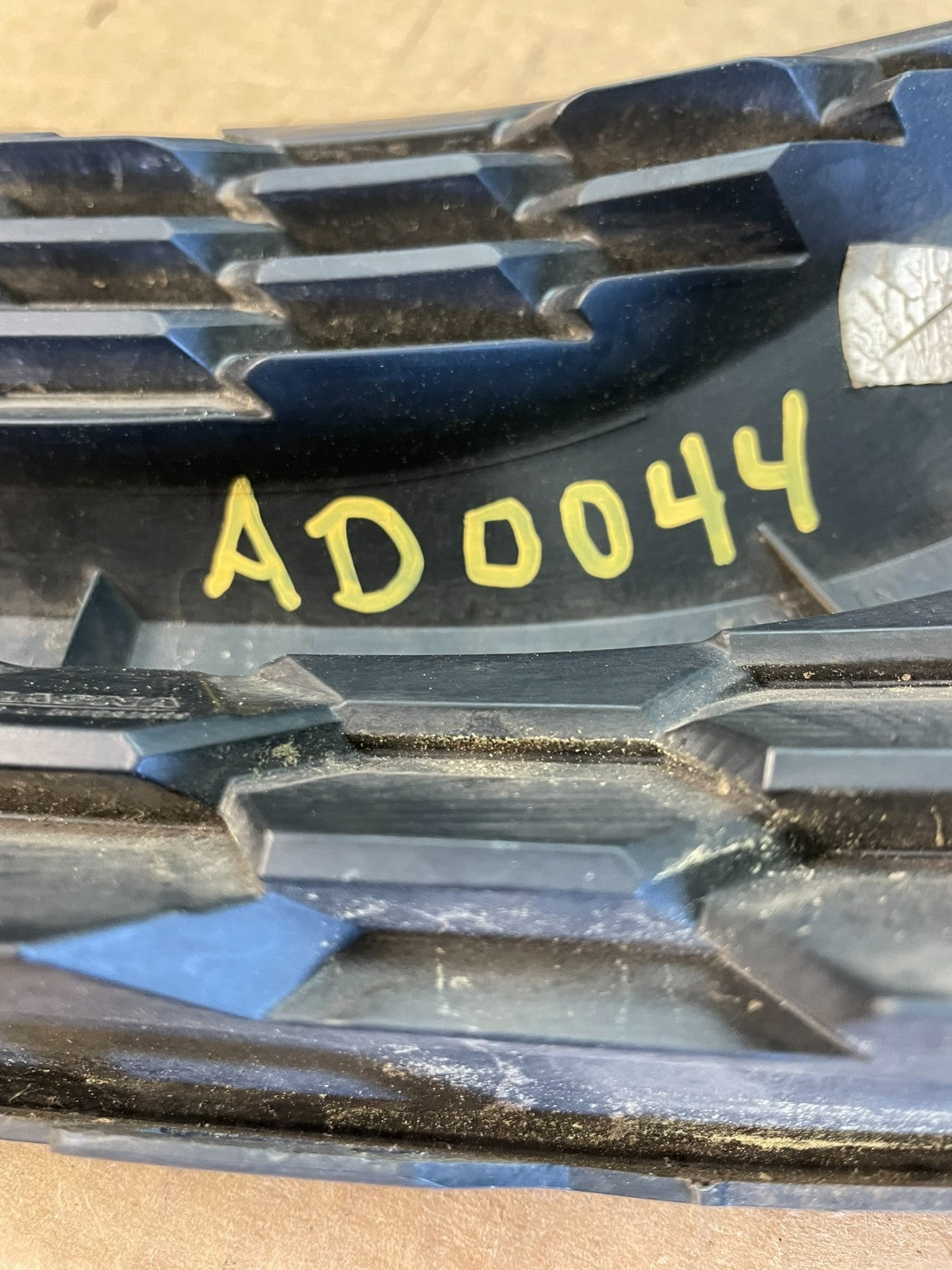 2012 to 2015 Volkswagen Passat Front Lower Set Grill Grille AD0044 DG5