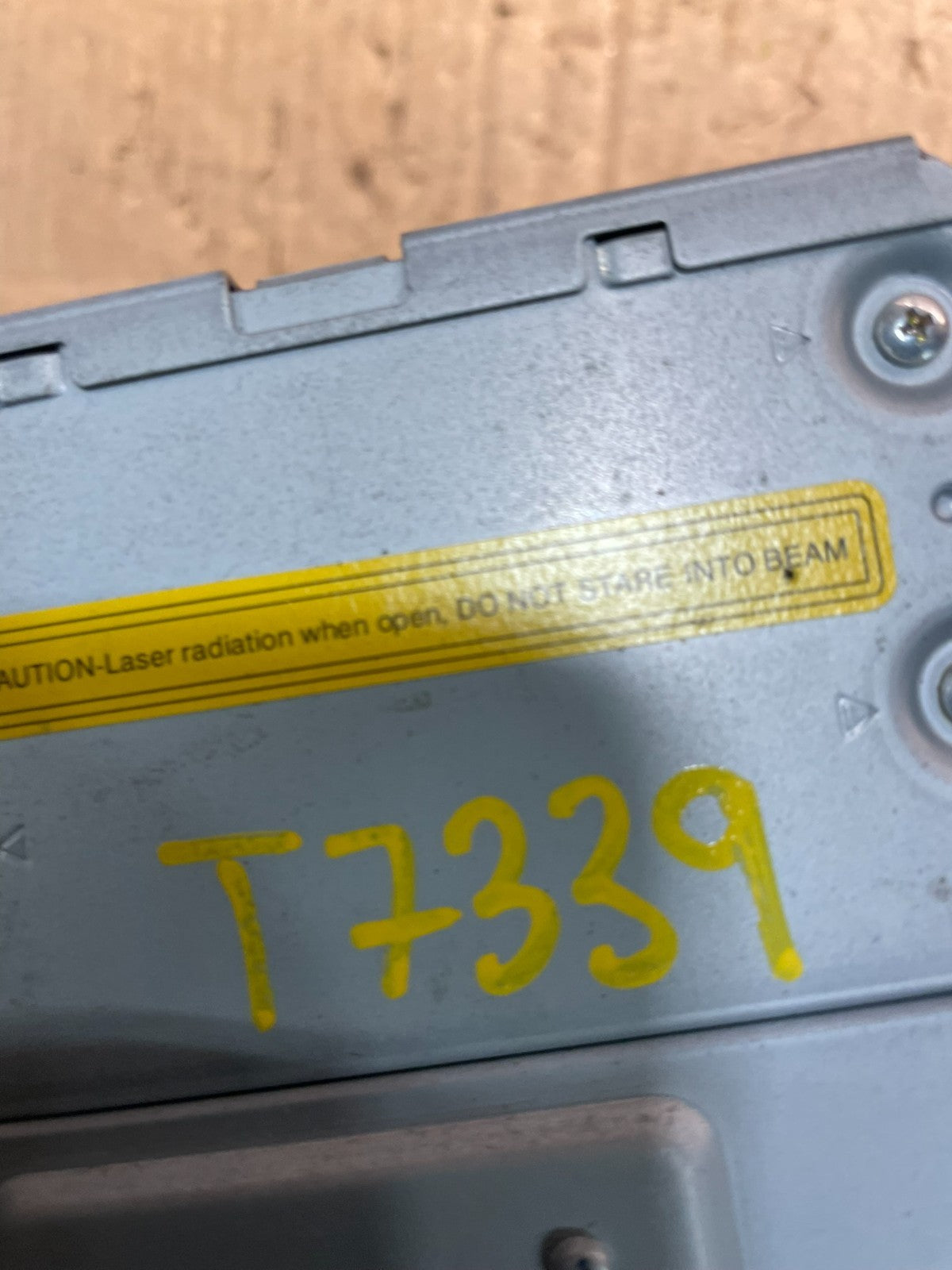 2008-2011 Cadillac CTS Am Fm Cd Player Radio Receiver T7339 DG7
