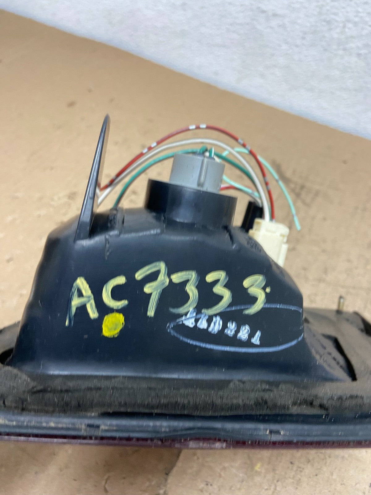 1998-1999 Toyota Avalon Left Driver Lh Side Inner Tail Light AC7333 DW6