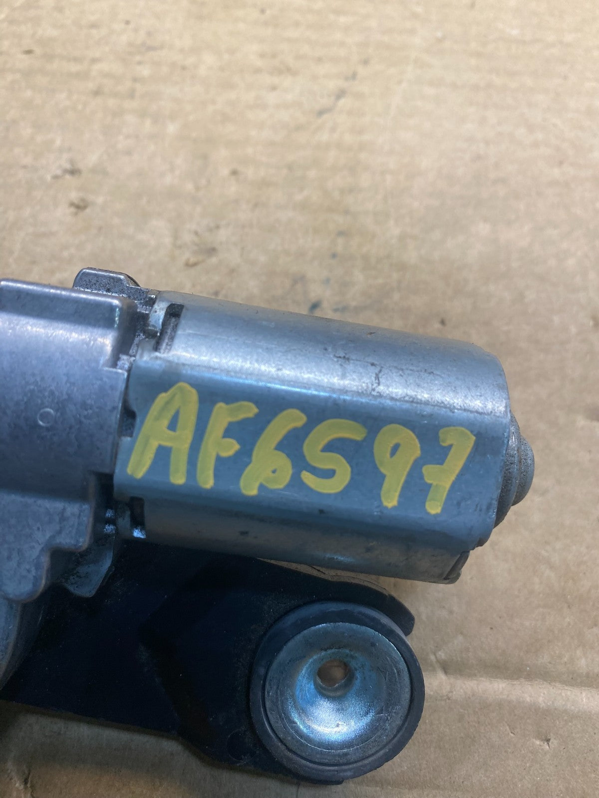 2015 to 2016 Ford Focus Rear Windshield Wiper Motor F1FB-17K441-AA AF6597 DG6