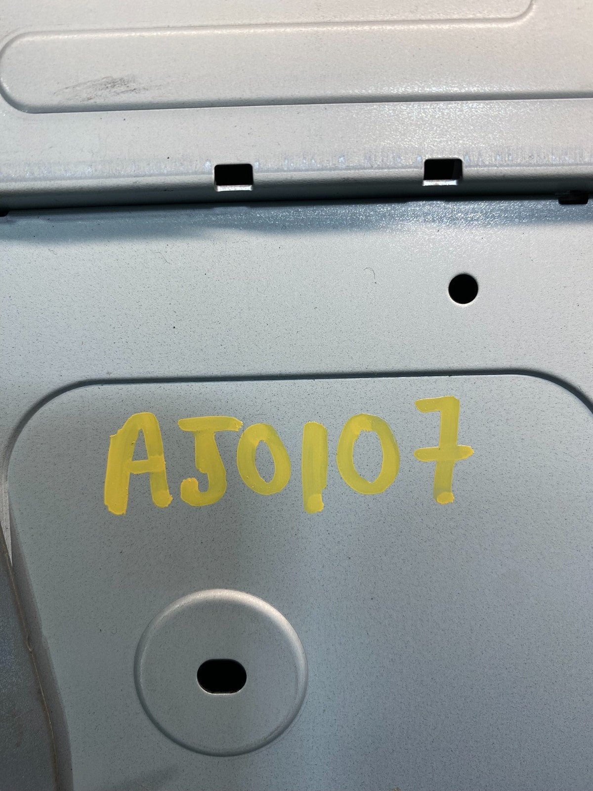 2010 to 2012 Subaru Legacy AM FM CD MP3 Radio Player AJ0107 DW7