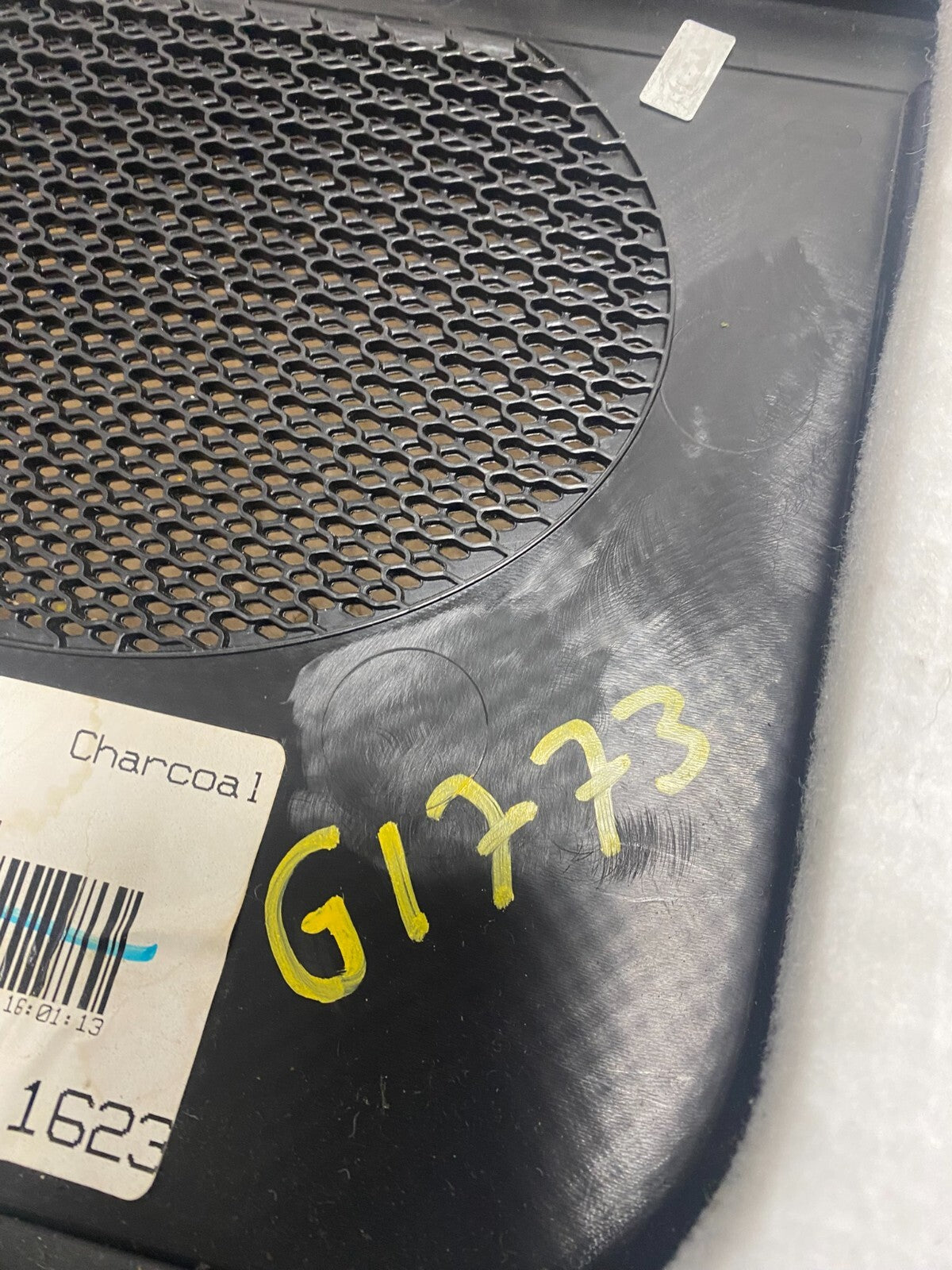 2007-2015 Lincoln Navigator Left Front Door Panel G1773 DG110