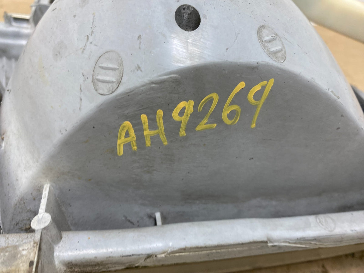 1996 - 1998 Nissan Pathfinder Left Driver LH Halogen Headlight AH9269 DG7