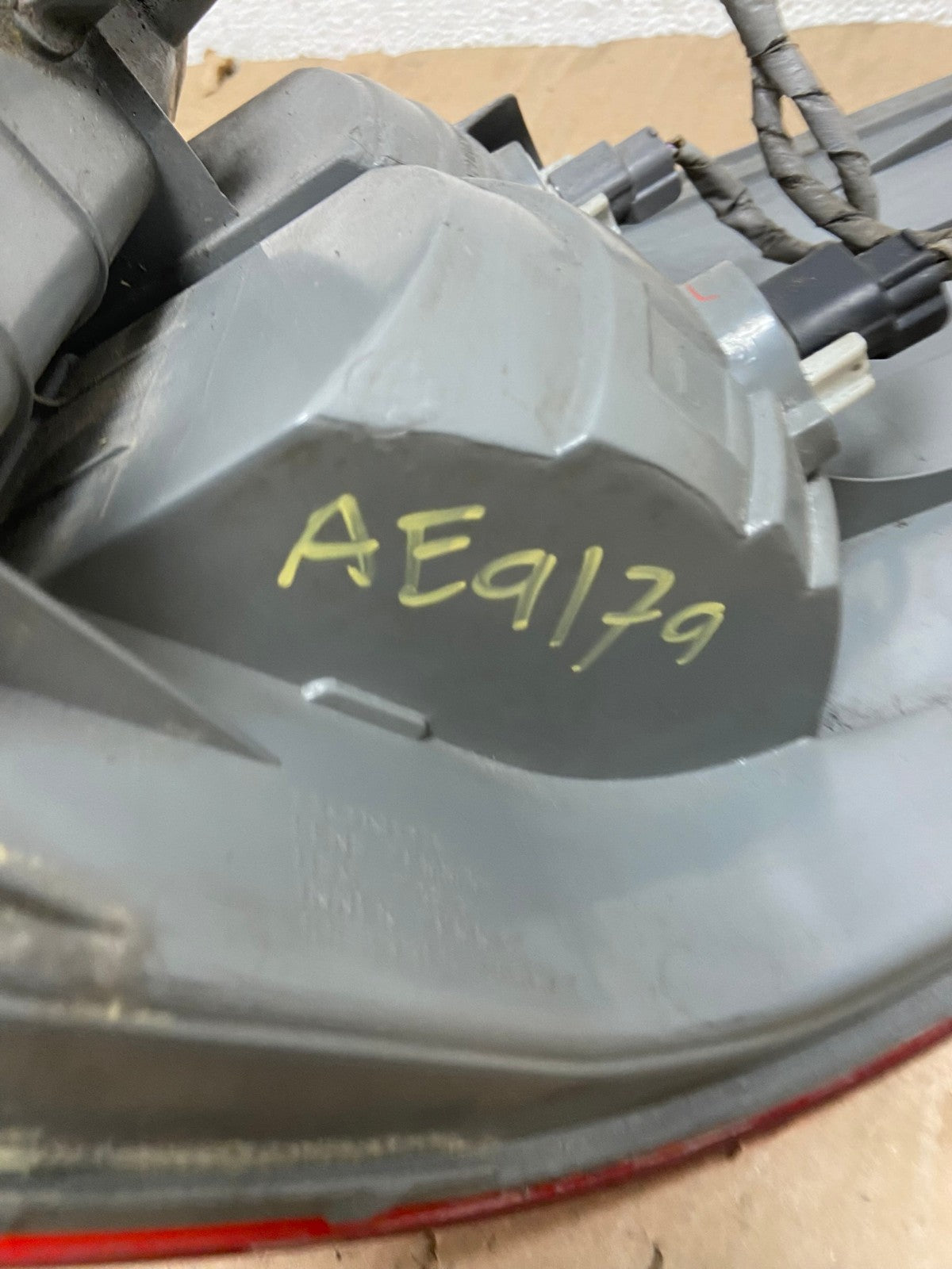 2005 2006 2007 Honda Odyssey Left Driver LH Side Tail Light AE9179 LK6