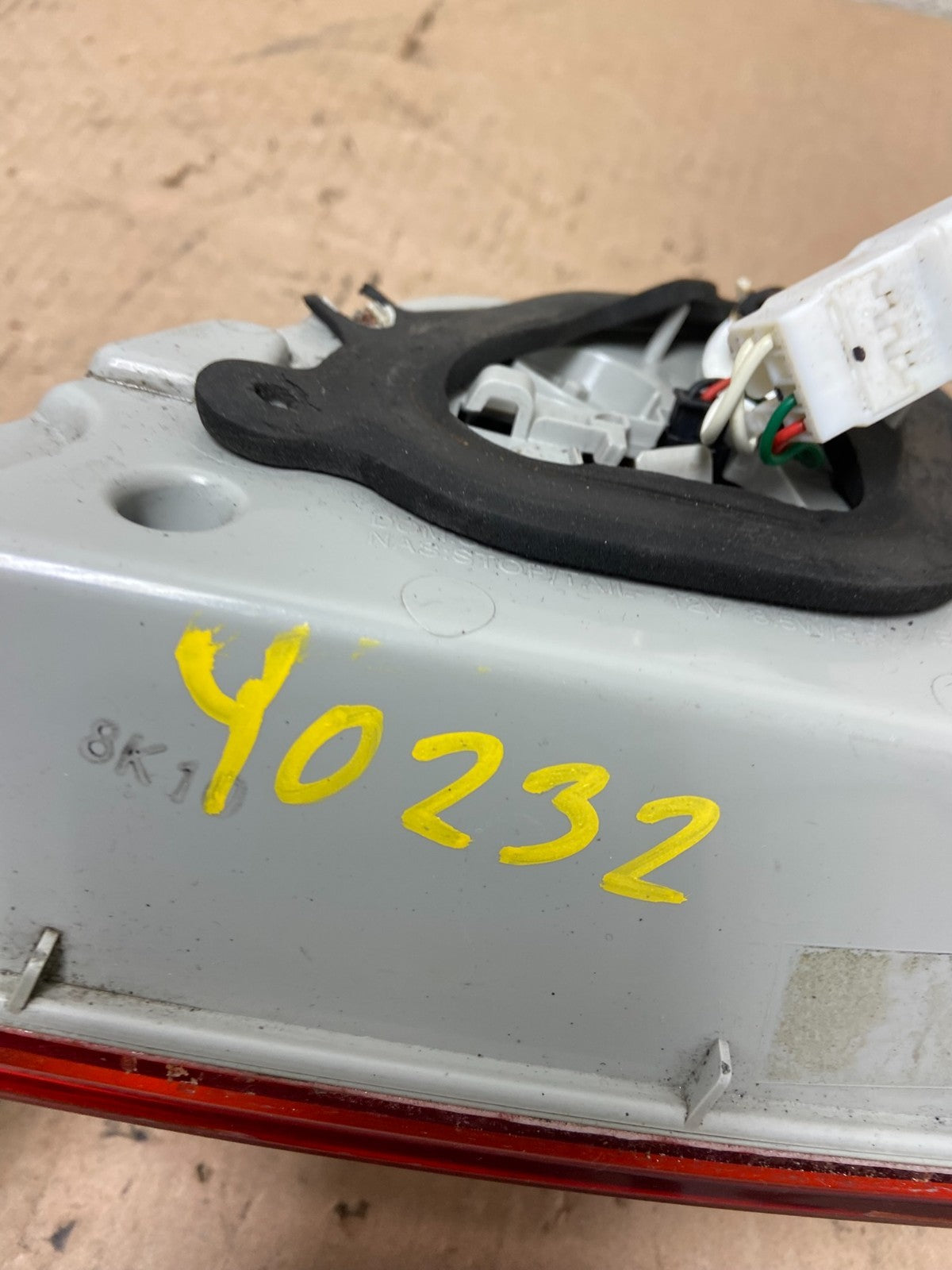 2009-2011 Hyundai Genesis Sedan Left Driver LH Inner LED Tail light Y0232 DW7