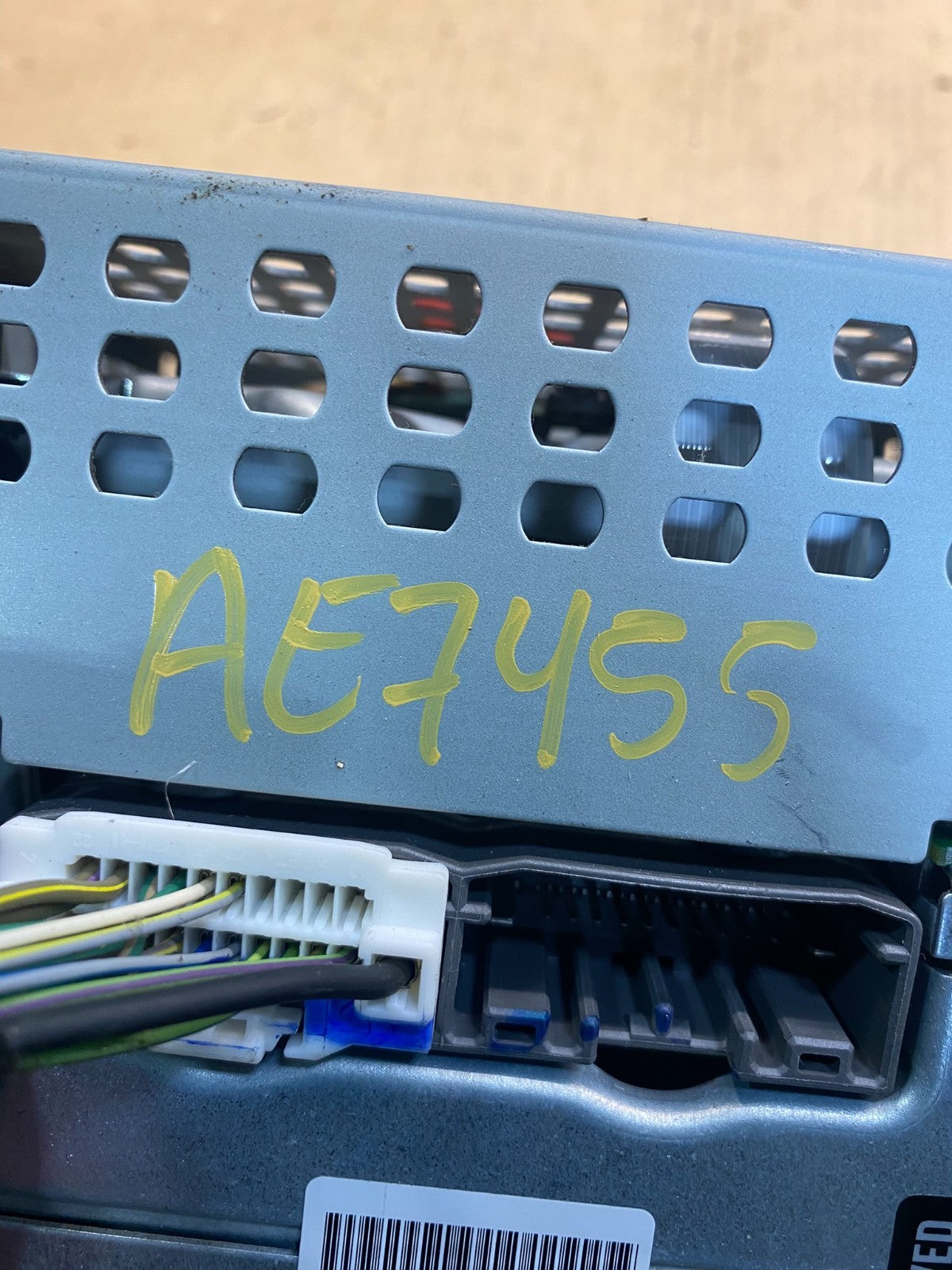 2013 - 2014 Dodge Journey Radio Info Media CD Player Unit AE7455 DW7