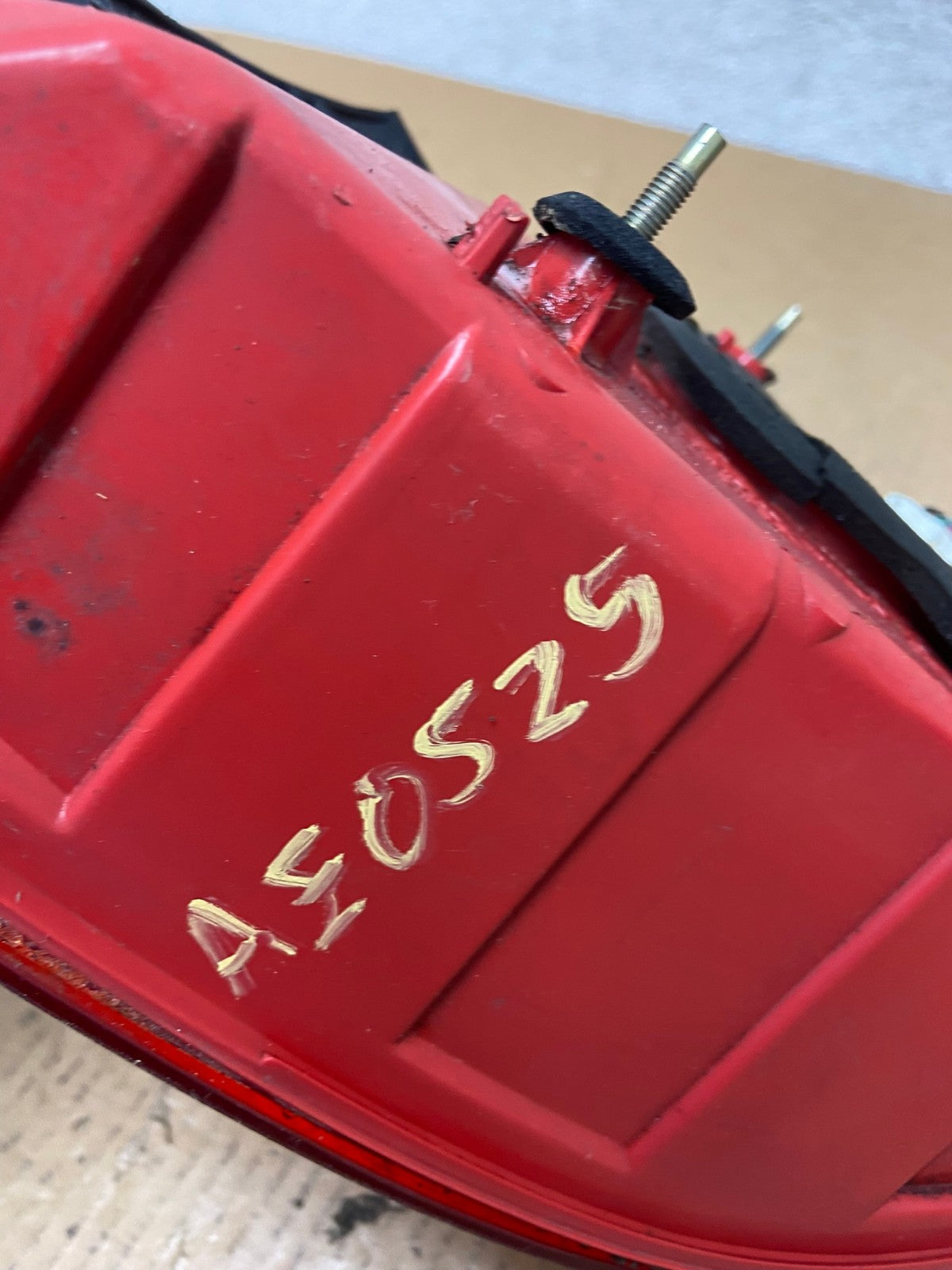 2003-2004 Infiniti G35 Left Driver Lh Side Tail Light AE0525 LK6