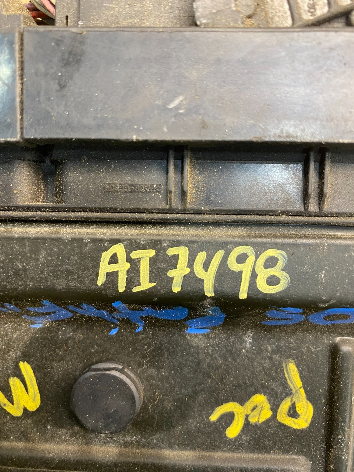 2005 Nissan Pathfinder Engine Control Module ECM MEC35-752 A1 AI7498 DG3