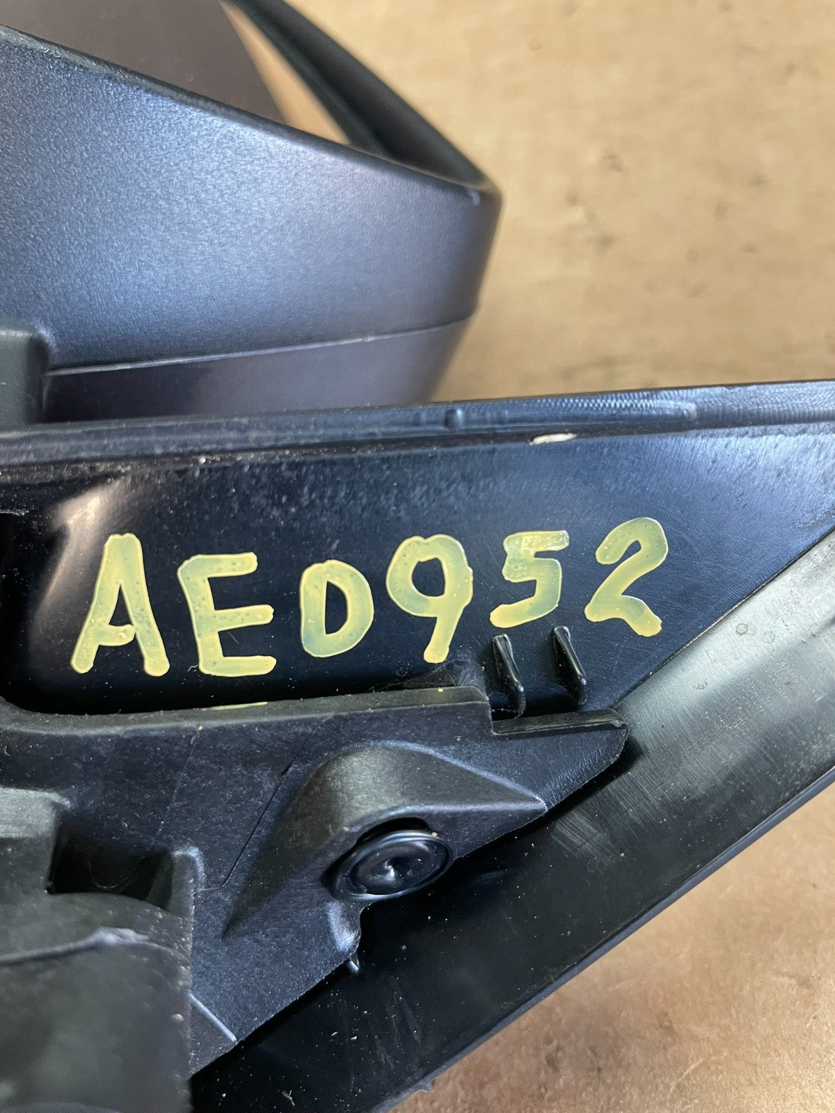 2013 2014 2015 Chevrolet Malibu Left Driver View Door Mirror AE0952 DW9