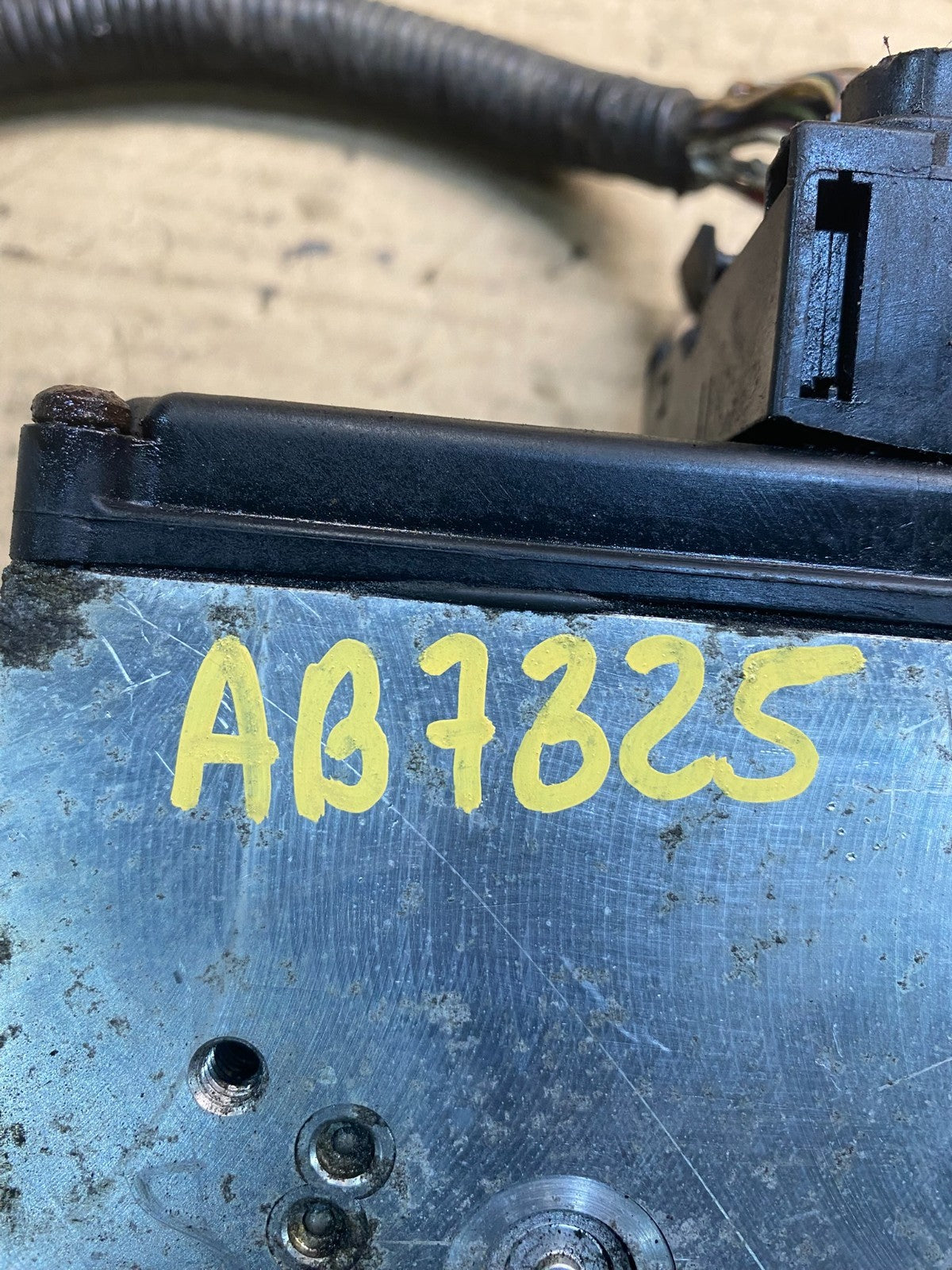 2011 - 2014 Ford E250 E350 Van ABS Anti Lock Brake Pump Module Oem ab7325 DG7