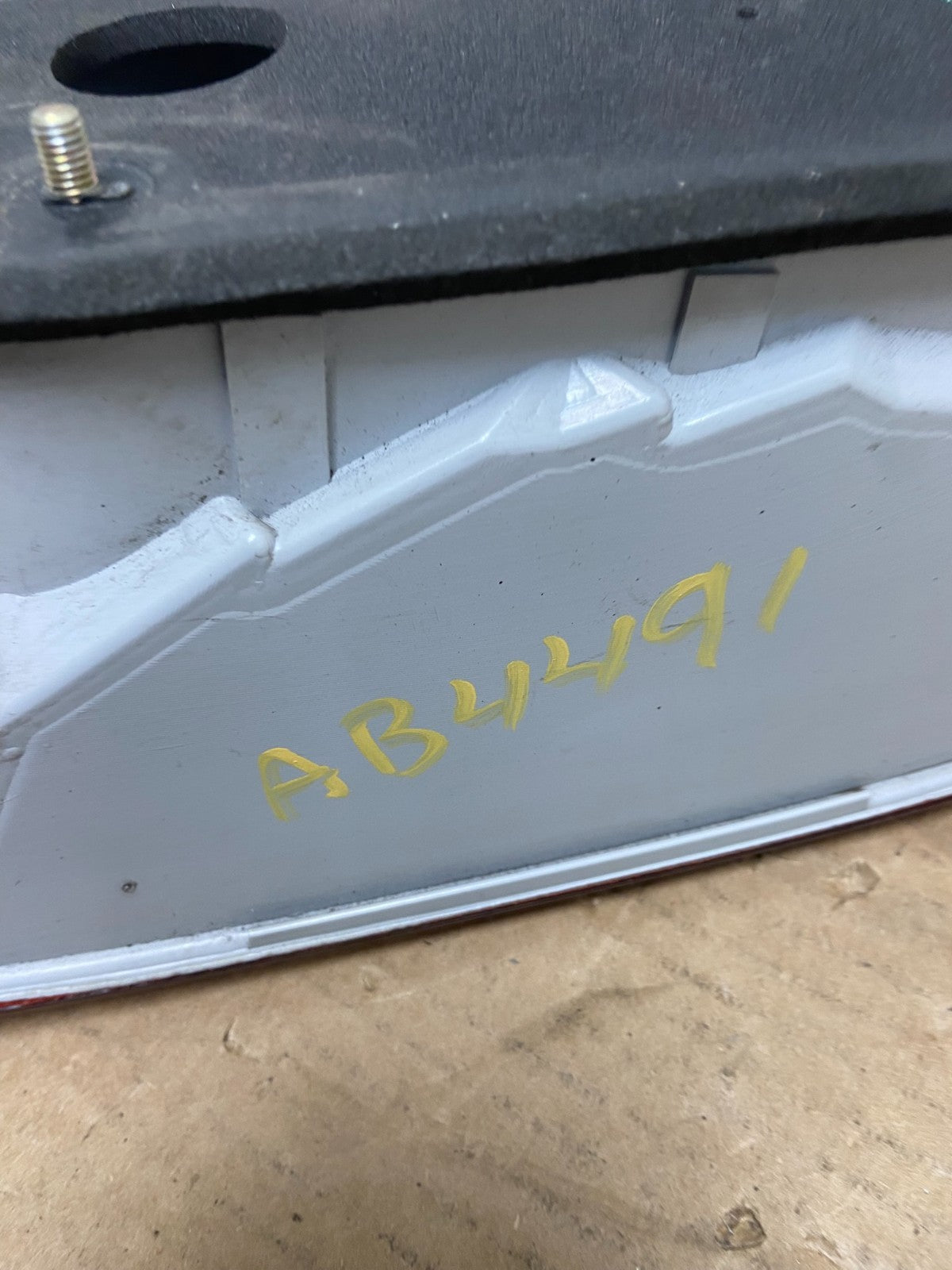 2003 to 2004 Toyota Avalon Left Driver Side Tail Light AB4491 LK6