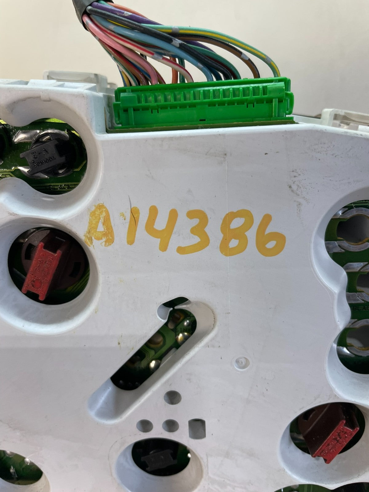 2001 2002 Subaru Legacy Speedometer Instrument Cluster Gauges AC6669 DG10