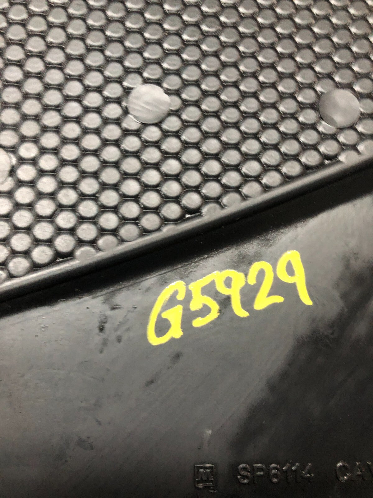 2009 to 2014 Nissan Maxima 3.5L Engine Cover G5929 OEM DG19
