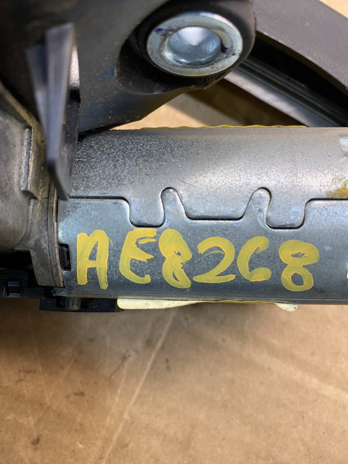 2011 to 2019 Ford Explorer Rear Windshield Wiper Motor ae8268 DG7