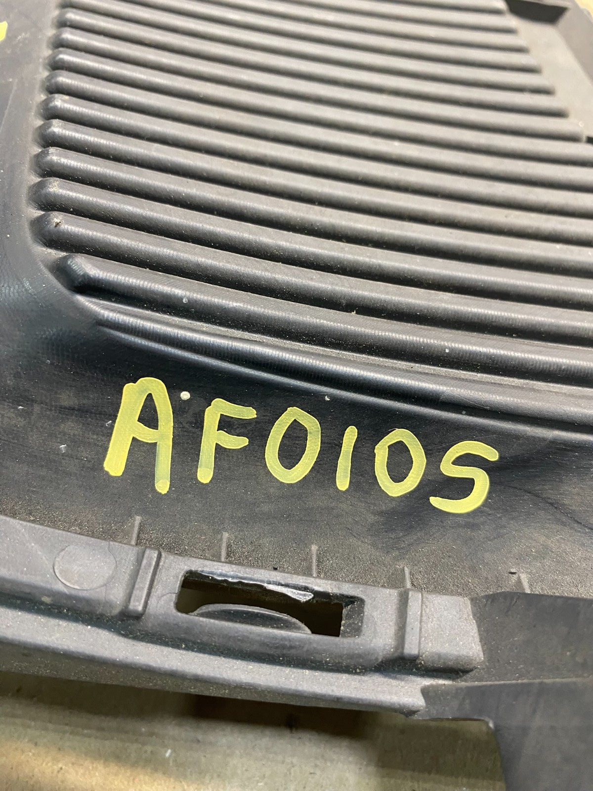 2015-2018 Kia Sedona Front Left Driver Bumper Fog Lamp Blanker Grille AF0105 DG3