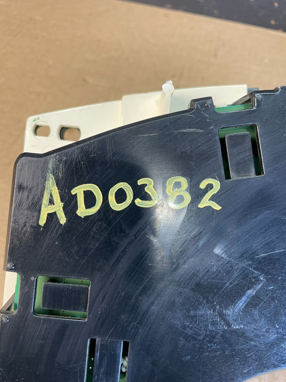 2004 to 2007 Chevrolet Express Speedometer Cluster Gauge ad0382 DG8