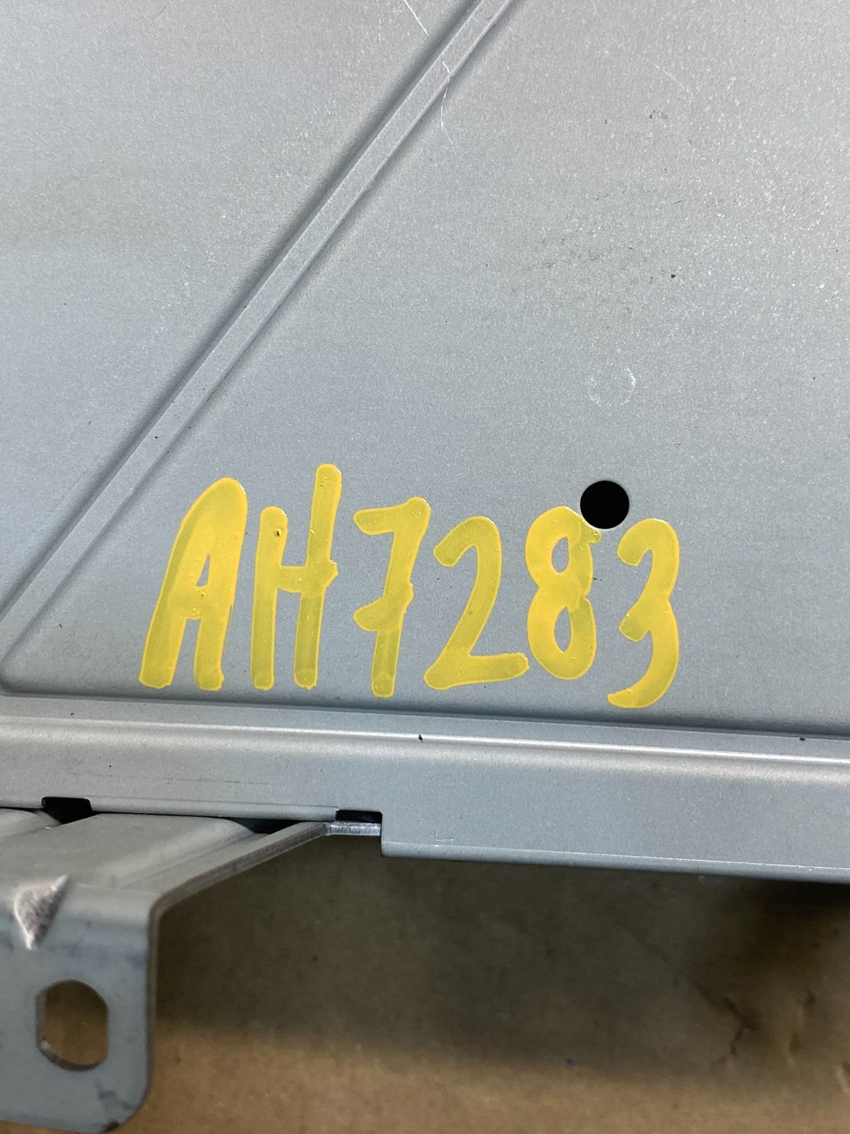 2009-2014 Hyundai Genesis Radio CD Display Screen Navigation AH7283 DG5