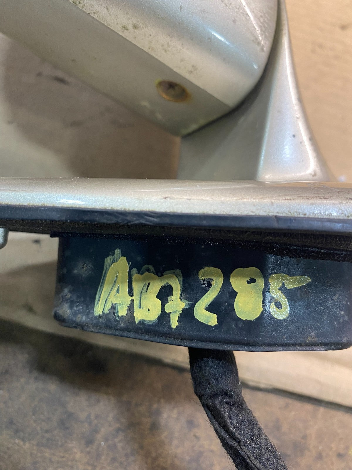 1997 to 1999 Toyota 4runner Left Driver LH View Door Mirror Oem AB7285 MS12