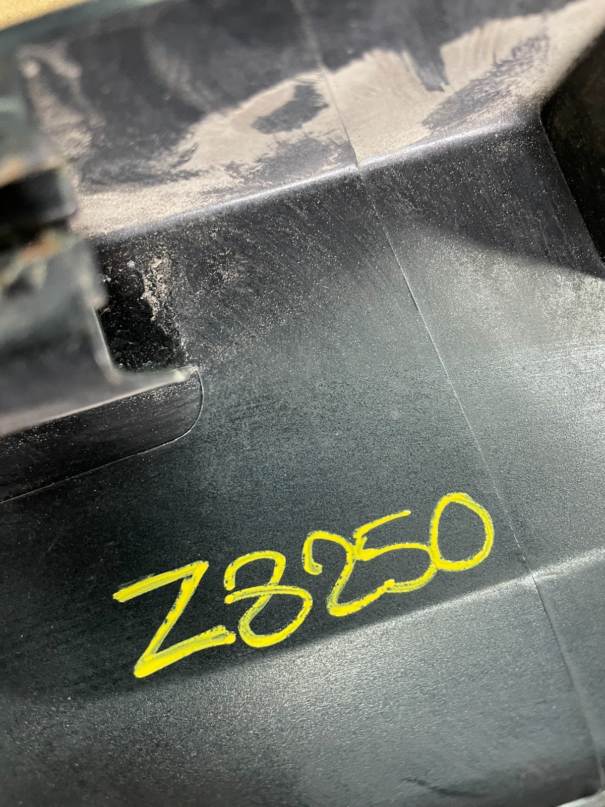 2007 to 2014 Suburban Tahoe Yukon License Plate Cover Trim W/ Camera z8250 DG12