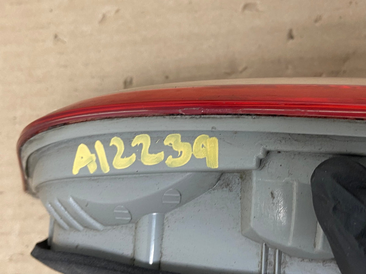 2007 2008 2009 Toyota Camry Right Passenger Rh Tail Light Inner AI2239 LK8
