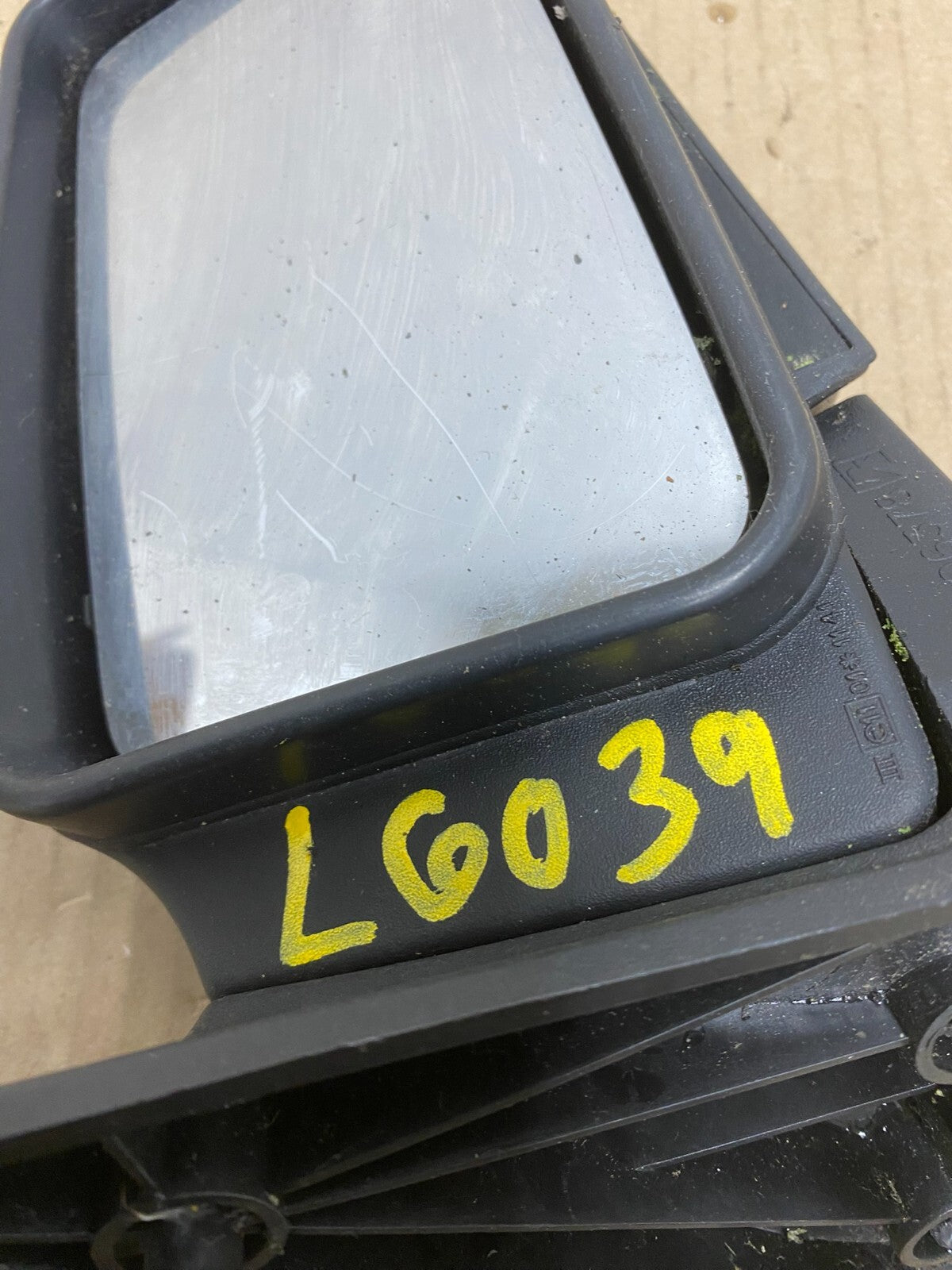 1990 to 1992 Land Rover Range Classic Right Passenger View Door Mirror L60396