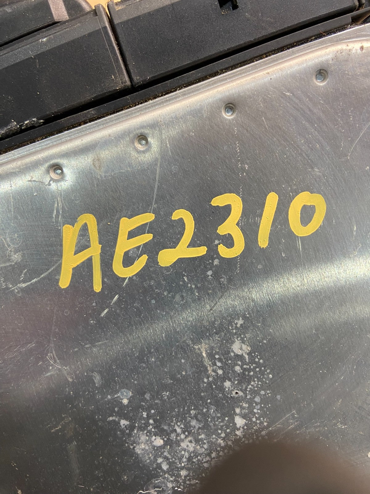 2005 2006 Porsche Cayenne Engine Computer Module ECM ECU AE2310 DW3