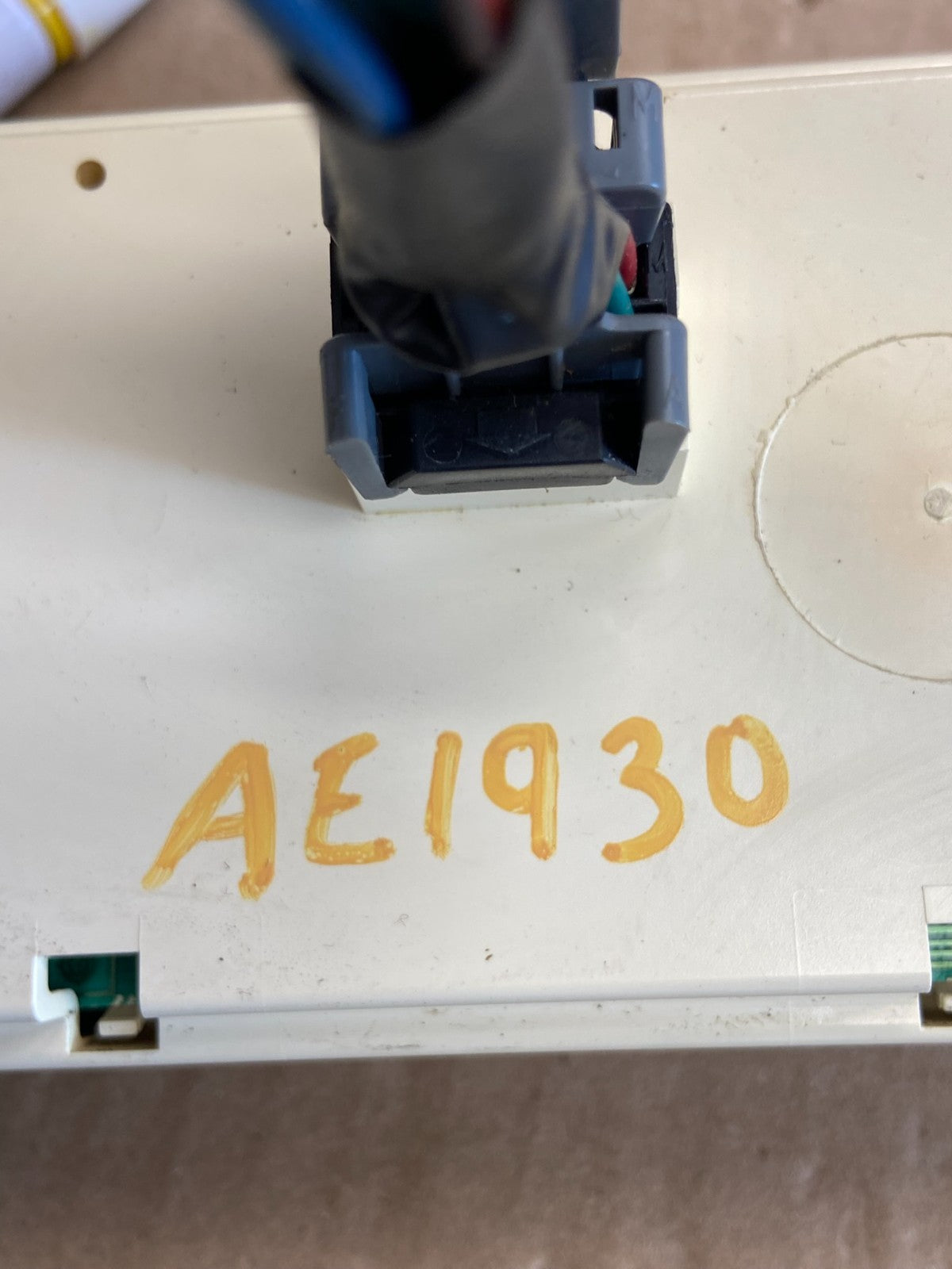 1996-1999 Chevrolet Tahoe AC Climate Control HVAC Rear Window Defogger AE1930 DG6