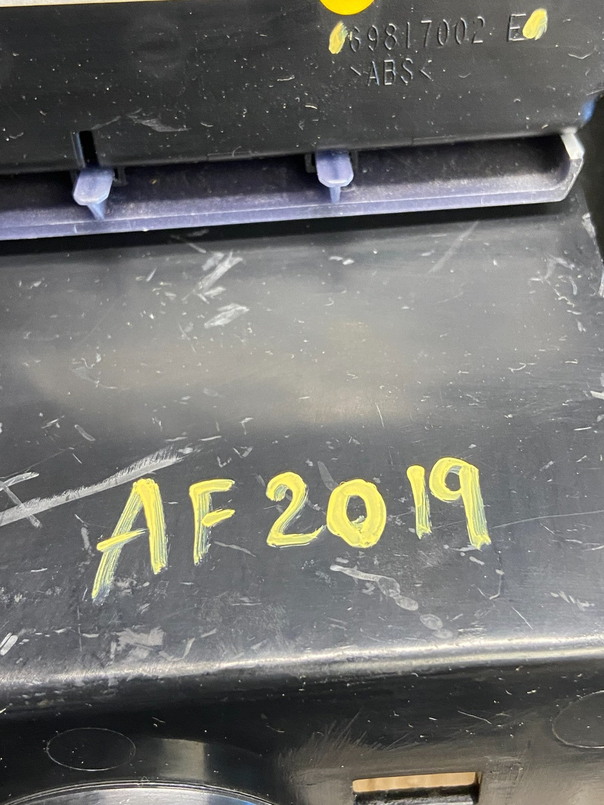 2008 to 2010 Mini Cooper Center Dash Climate Window Control AF2019 DG6