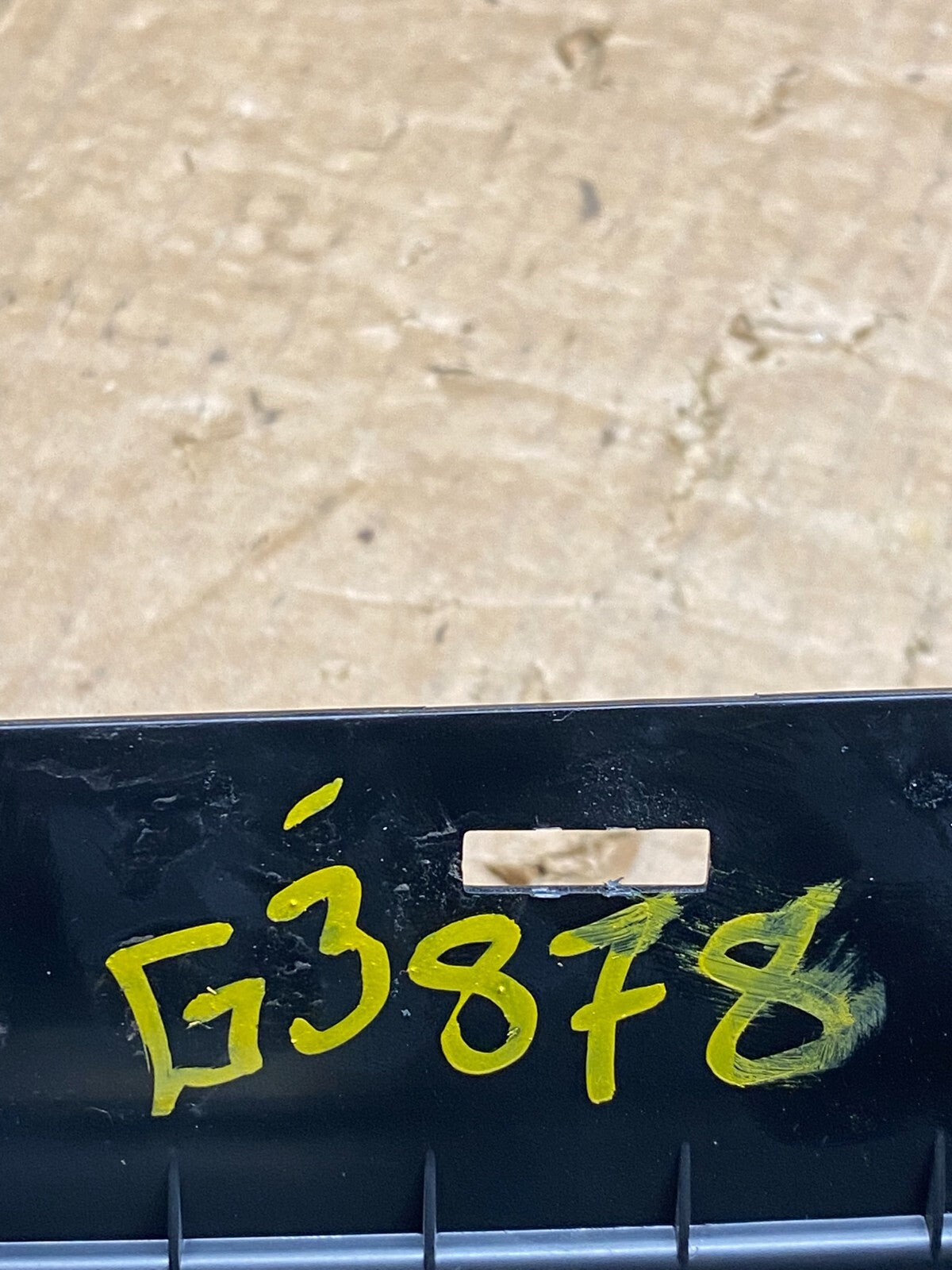 2020 to 2023 Ford Explorer Console Radio Display Screen Air Vents G3878 DG19