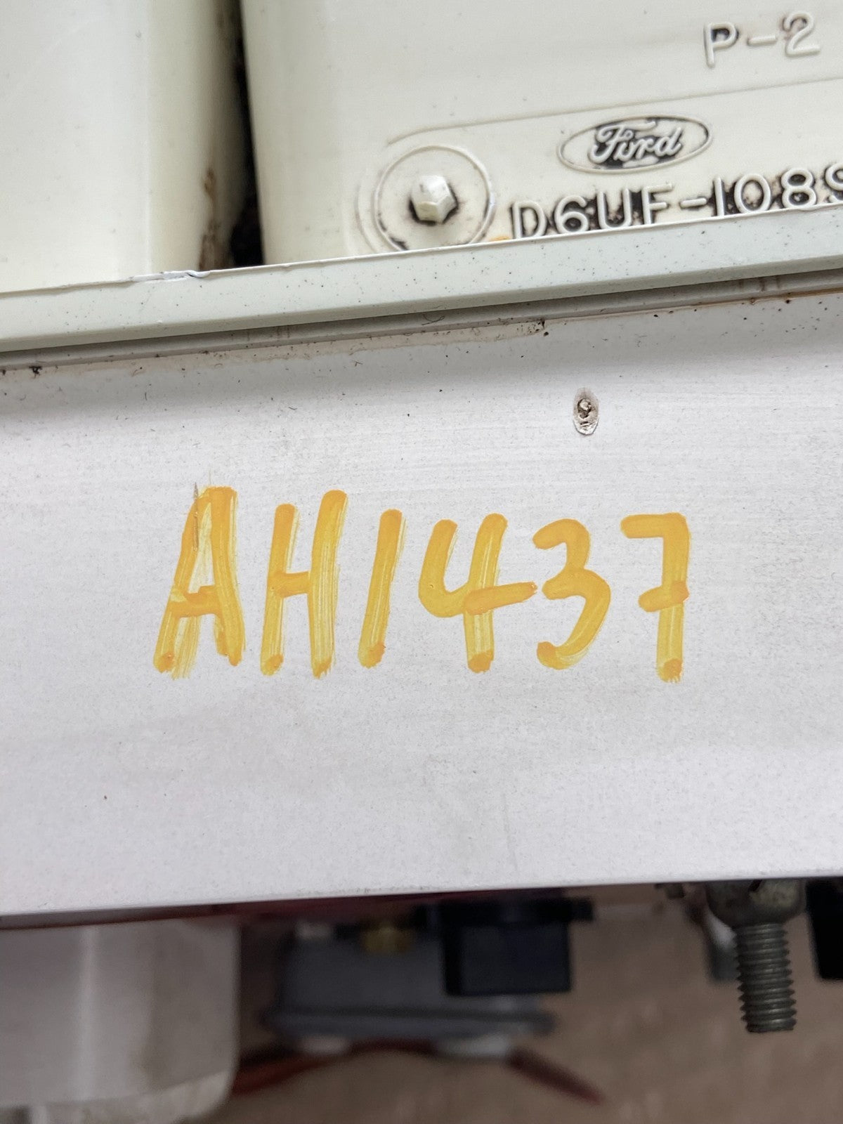 1980 to 1989 Ford E150 E250 E350 VAN Gauge Speedometer Cluster AH1437 PS6
