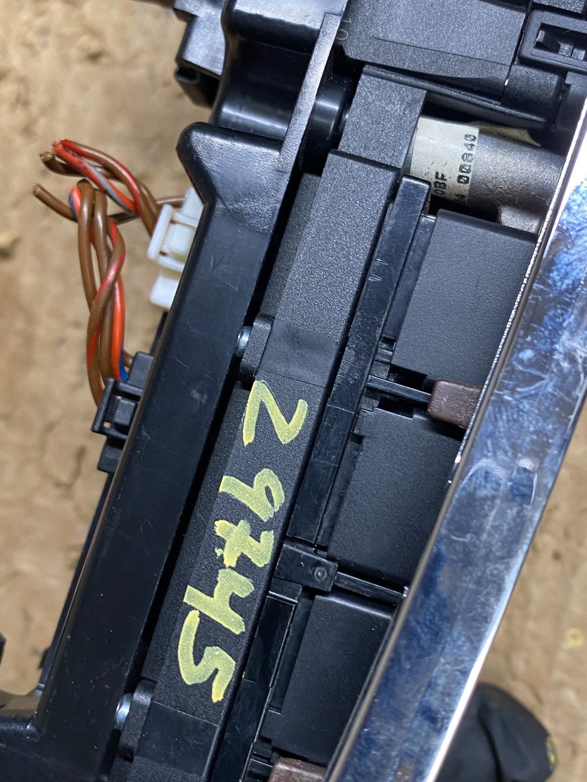 2005-2009 Mercedes W209 CLK350 CLK550 Door Lock ESP Hazard Control Z9745 DG6