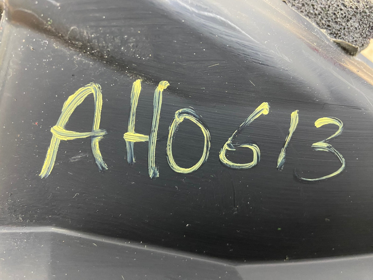 2006 2007 2008 Mitsubishi Eclipse Left Driver LH Tail Light AH0613 LK7