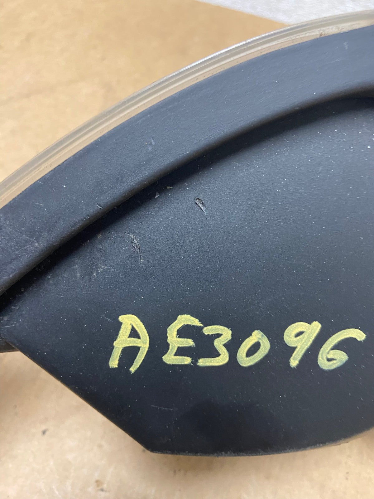 1998 to 2000 Toyota Sienna Right Turn Signal Side Marker Lamp AB2358 DW6