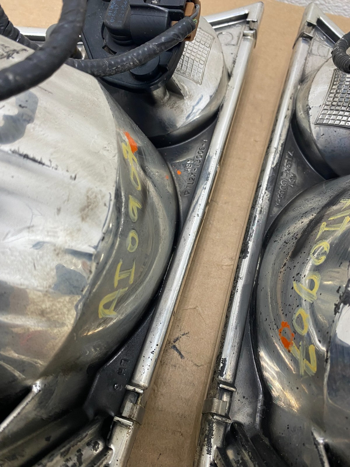 2002 2003 2004 2005 Ford Explorer Left+Right Set Headlights AI0907 DG11