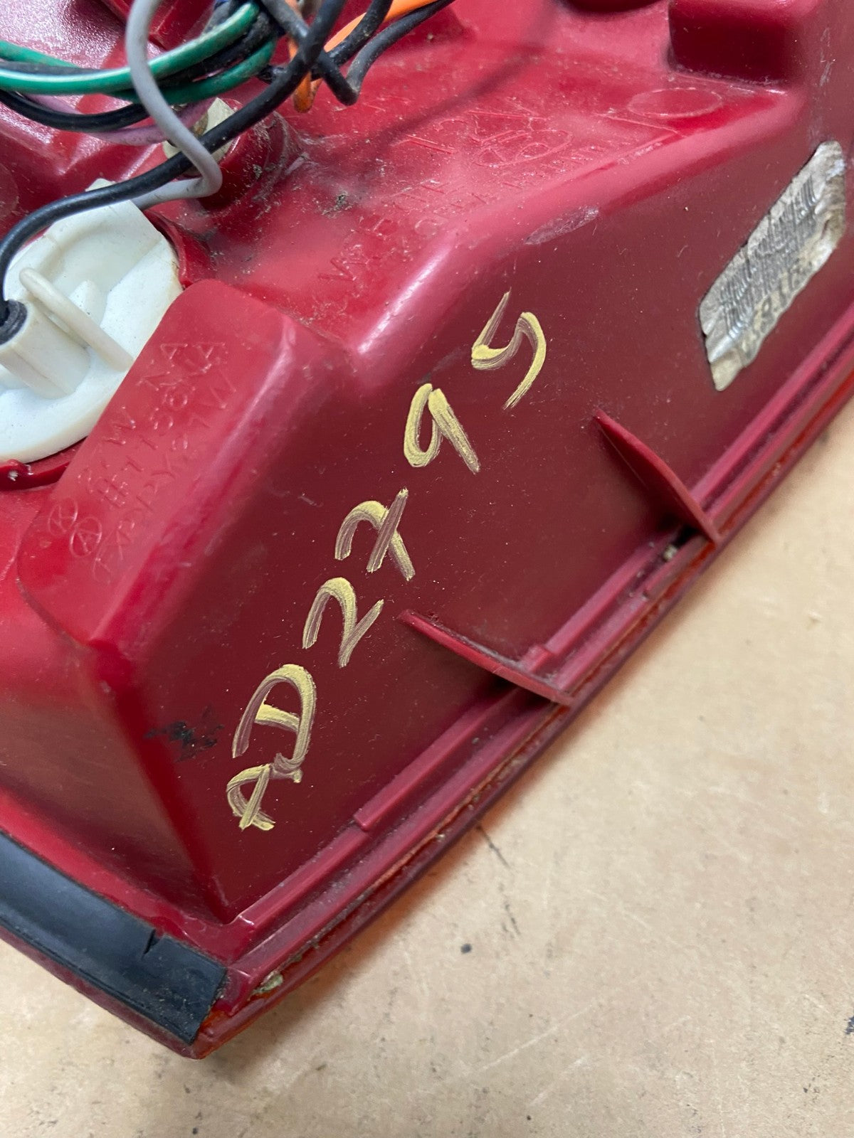 2004 2005 2006 Hyundai Elantra Sedan Right Passenger Tail Light AD2795 LK7