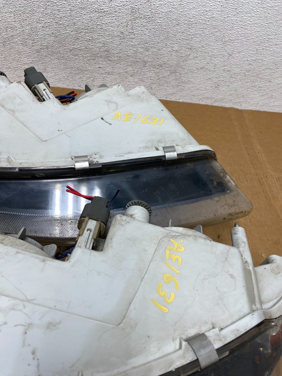 1997 to 2000 Dodge Avenger Left Driver LH Side Headlight ae1631 DG10