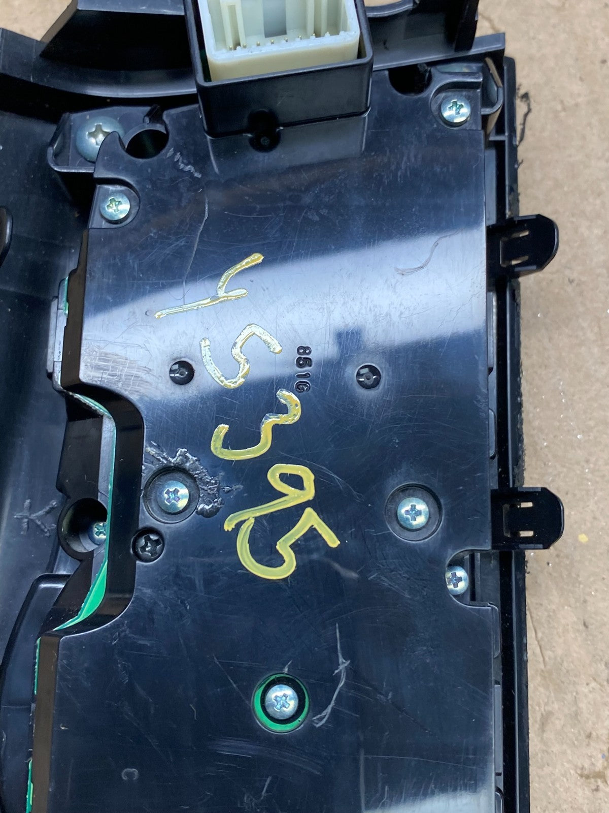 2009-2014 Nissan Murano AM FM Radio CD Control Panel Y5395 DG6