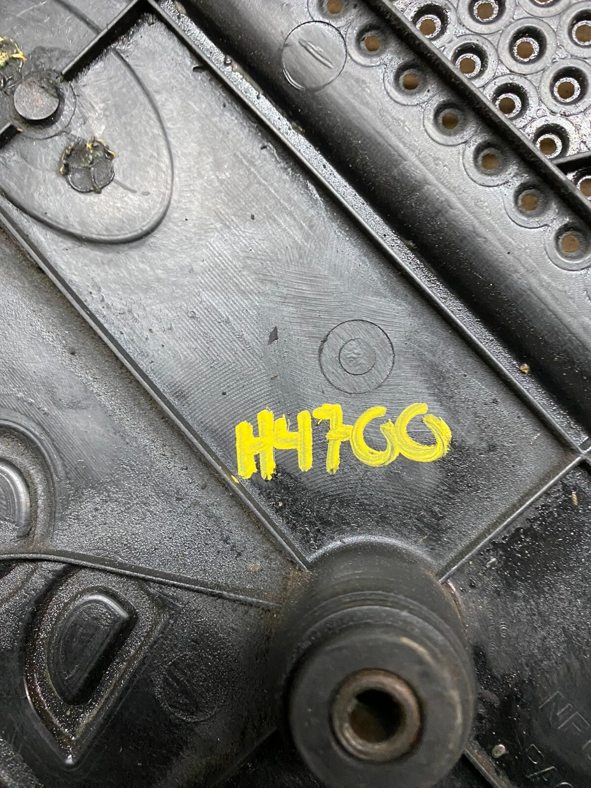 2005 2006 2007 Hyundai Sonata Engine Motor Cover H4700 DG19