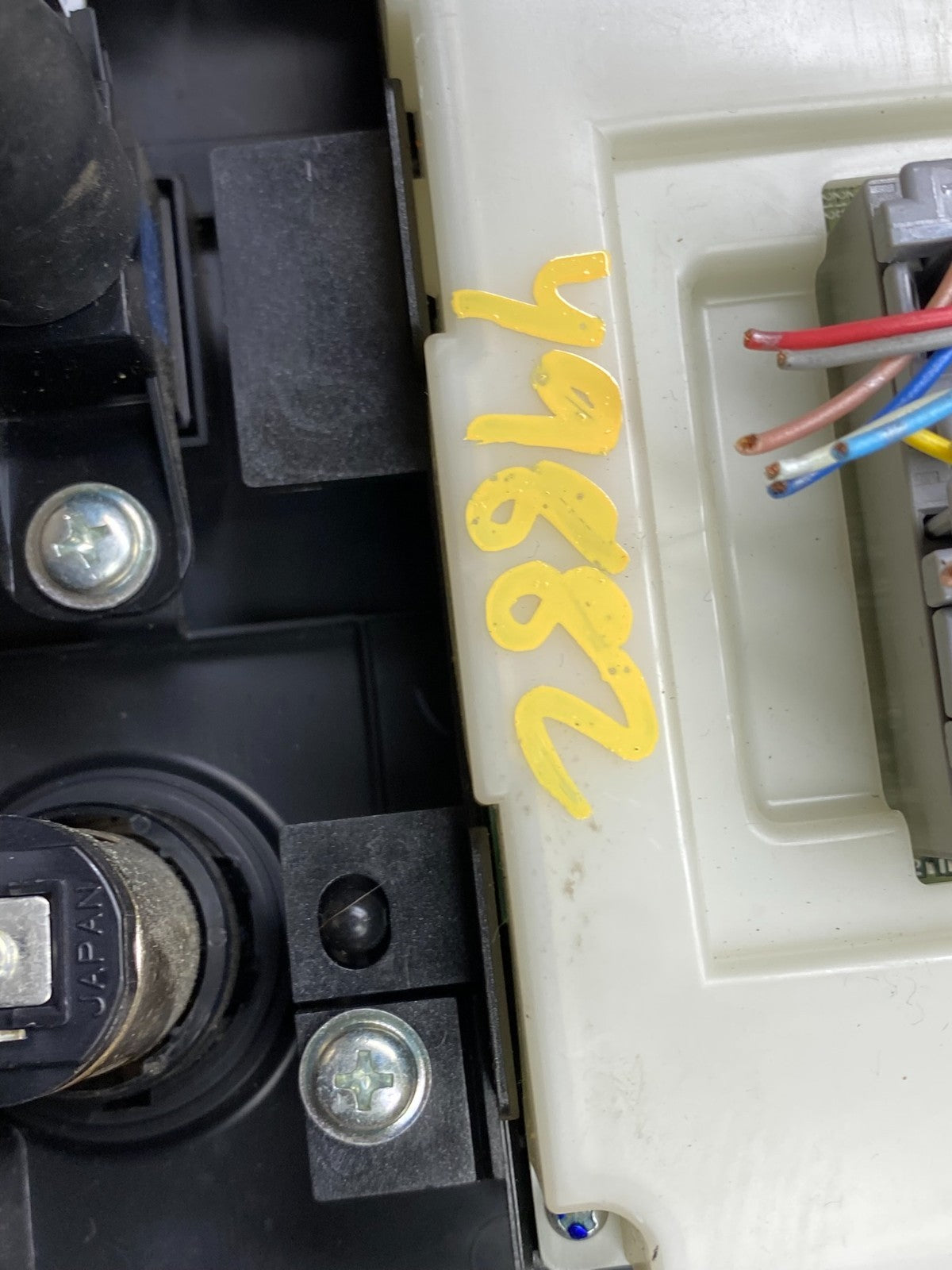 2011 to 2015 Nissan Rogue Heater Temperature AC Climate Control OEM Y9882 DG6