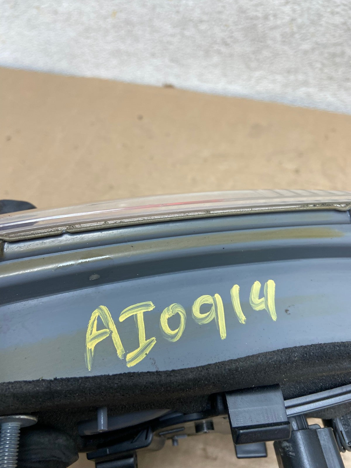 2007 to 2012 GMC Acadia Left Driver Lh Side Tail Light Inner AI0914 LK6
