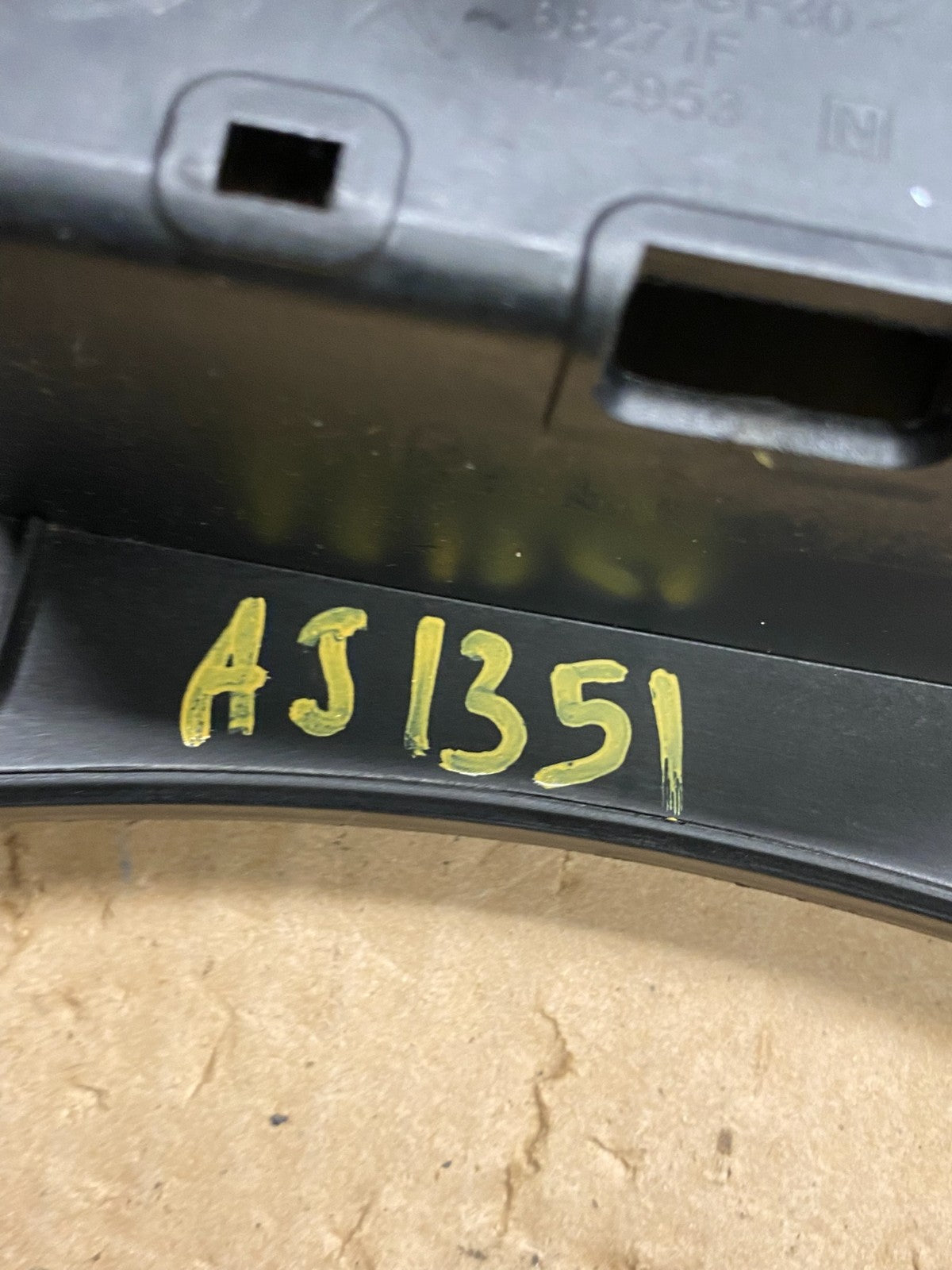 2005 2006 2007 Jeep Commander Grand Cherokee A/C Climate Control Bezel aj1351 DG8