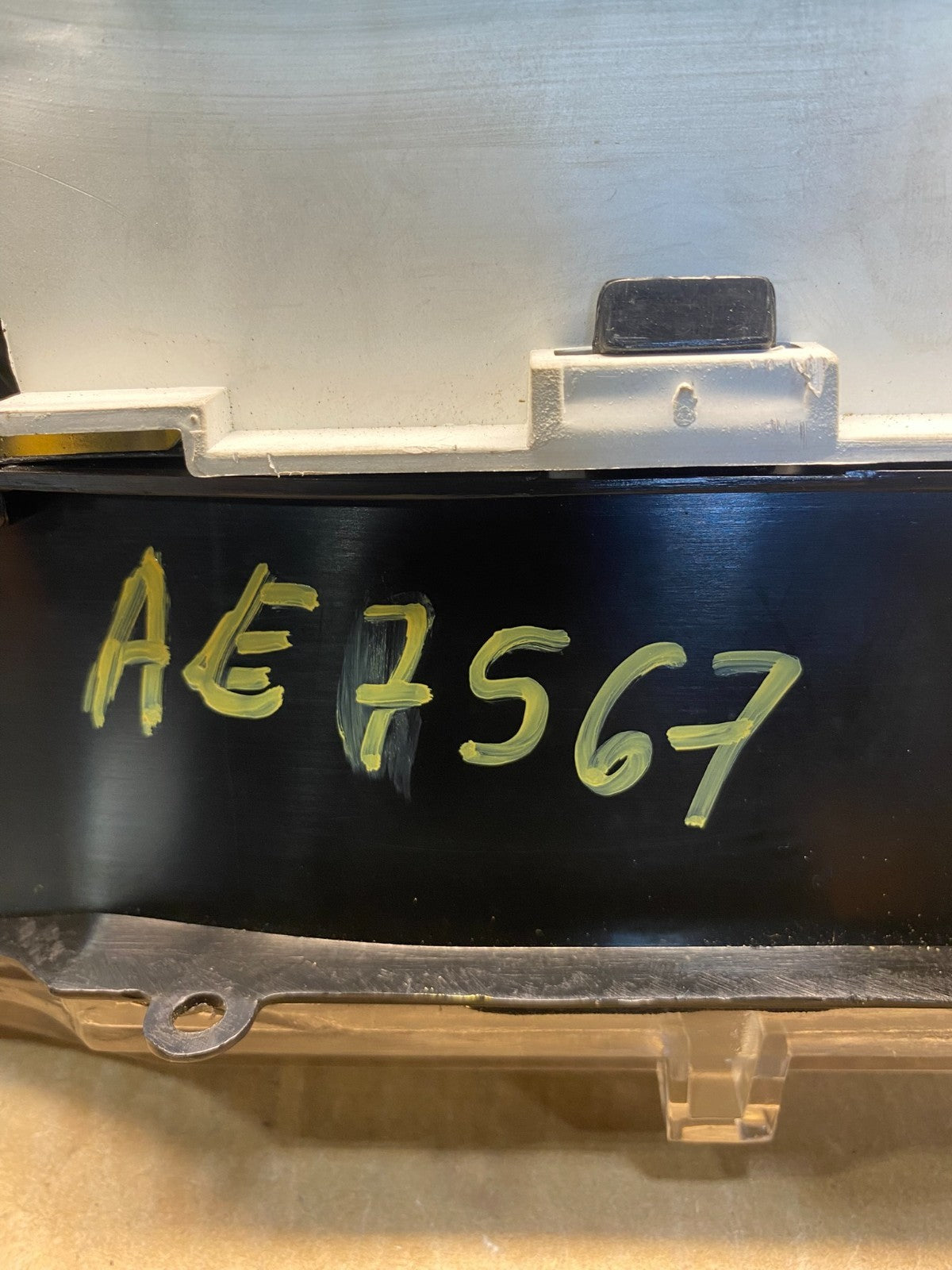 2001-2002 Ford Econoline E250 E350 Van Speedometer Instrument Cluster ae7567 DG6