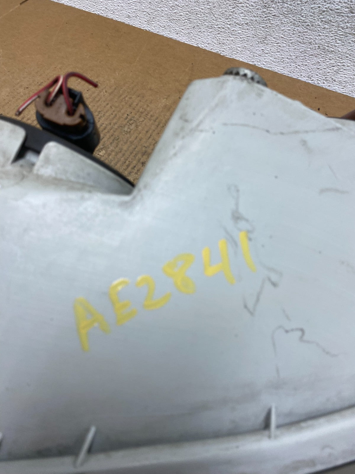2002 to 2004 Toyota Camry Halogen Headlight Right Passenger Rh AE2841 DW9