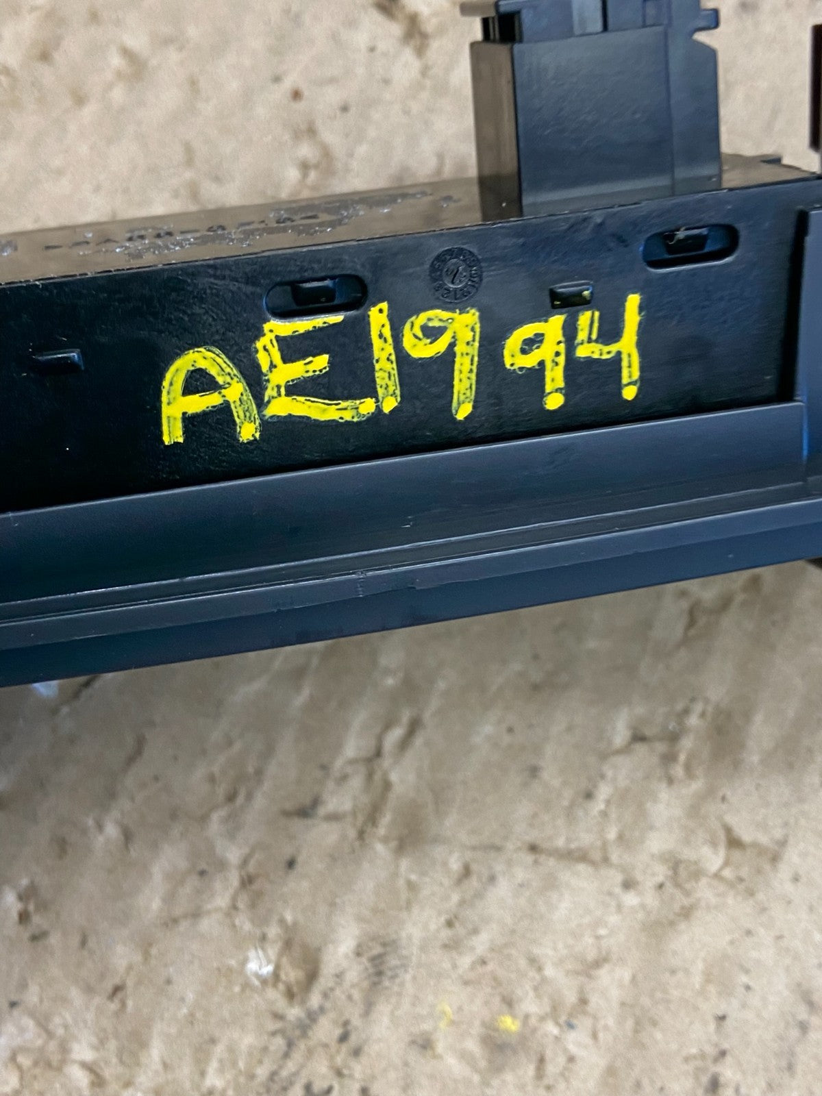 2007 - 2014 Chevrolet Tahoe Yukon Pedal Traction Control Switch AE1994 DG6