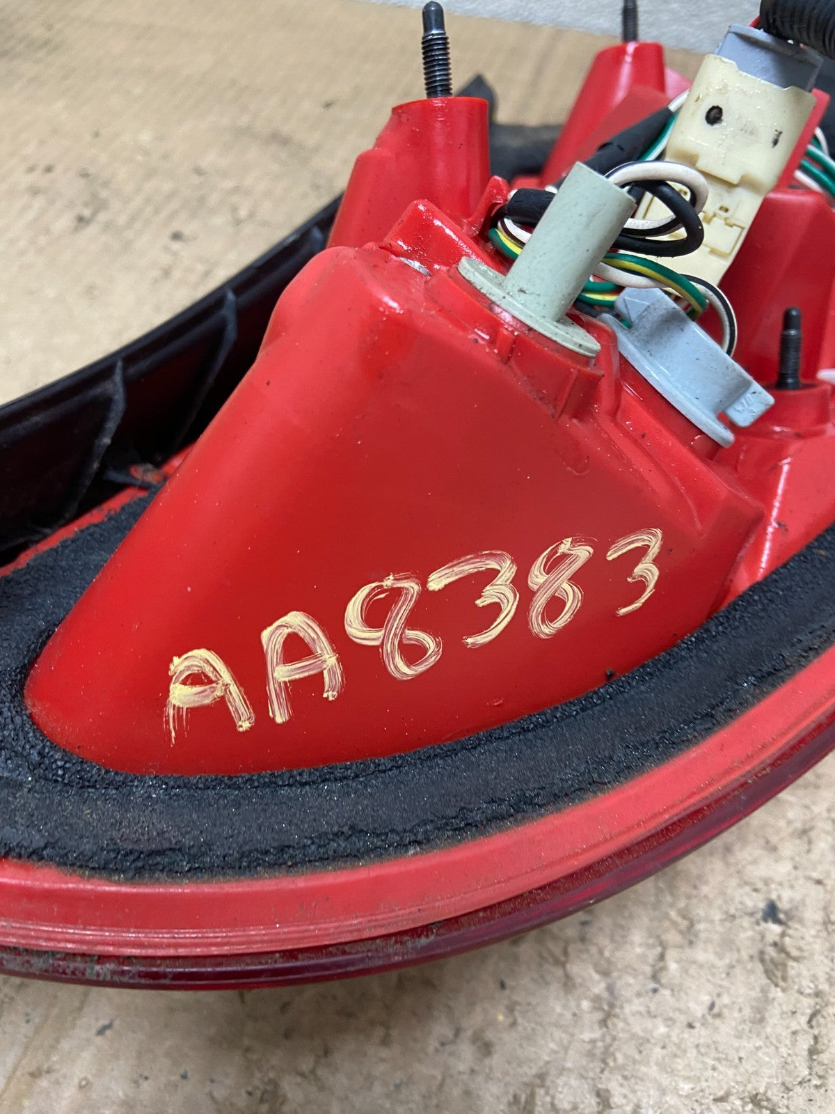 2006 2007 2008 Toyota Rav4 Left Driver LH Side Tail Light OEM AA8383 LK7
