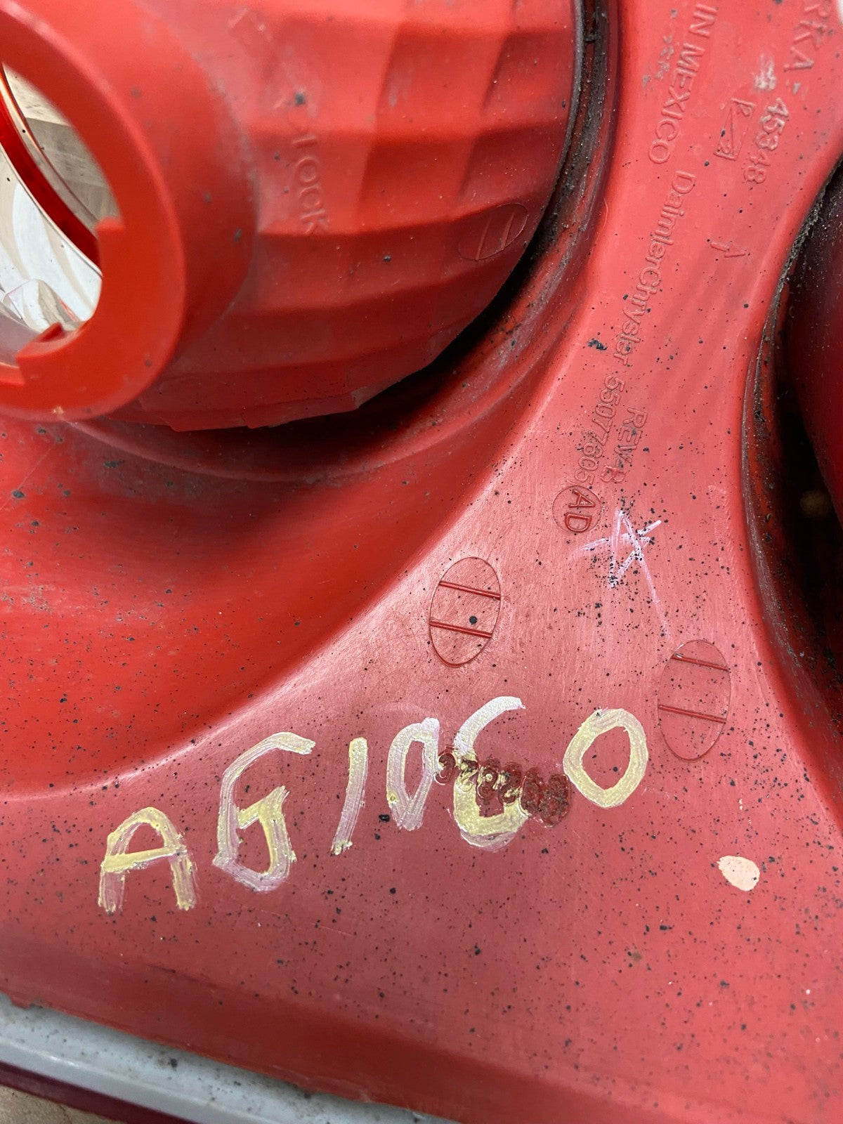 2005-2011 Dodge Dakota Lh Left Driver Side Tail Light AG1060 LK6