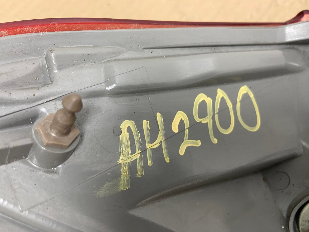 2011 - 2014 Nissan Murano Right Passenger Side RH Tail Light AH2900 LK6